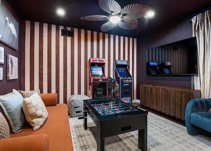 Heated Pool Hot Tub Arcades 2 Kings Holiday home Litchfield Park